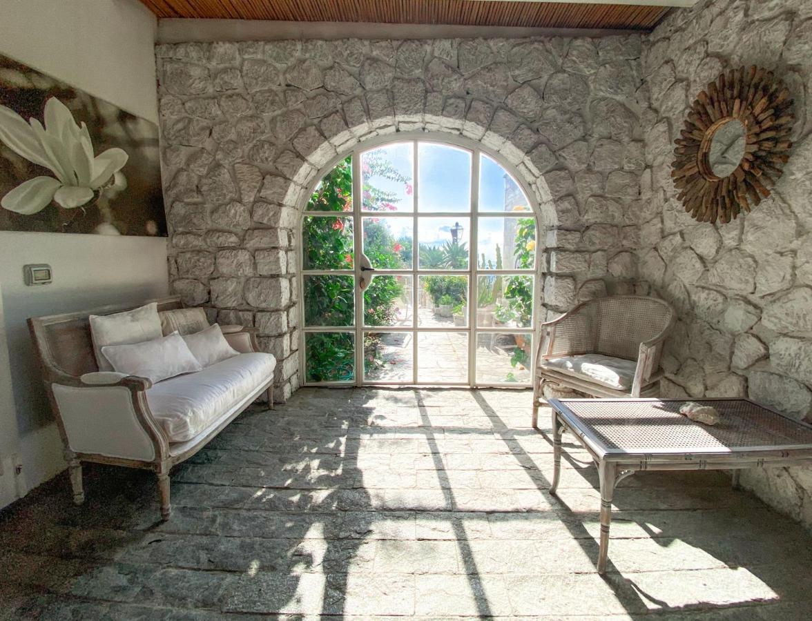 Villa Sea Rose Липари Екстериор снимка