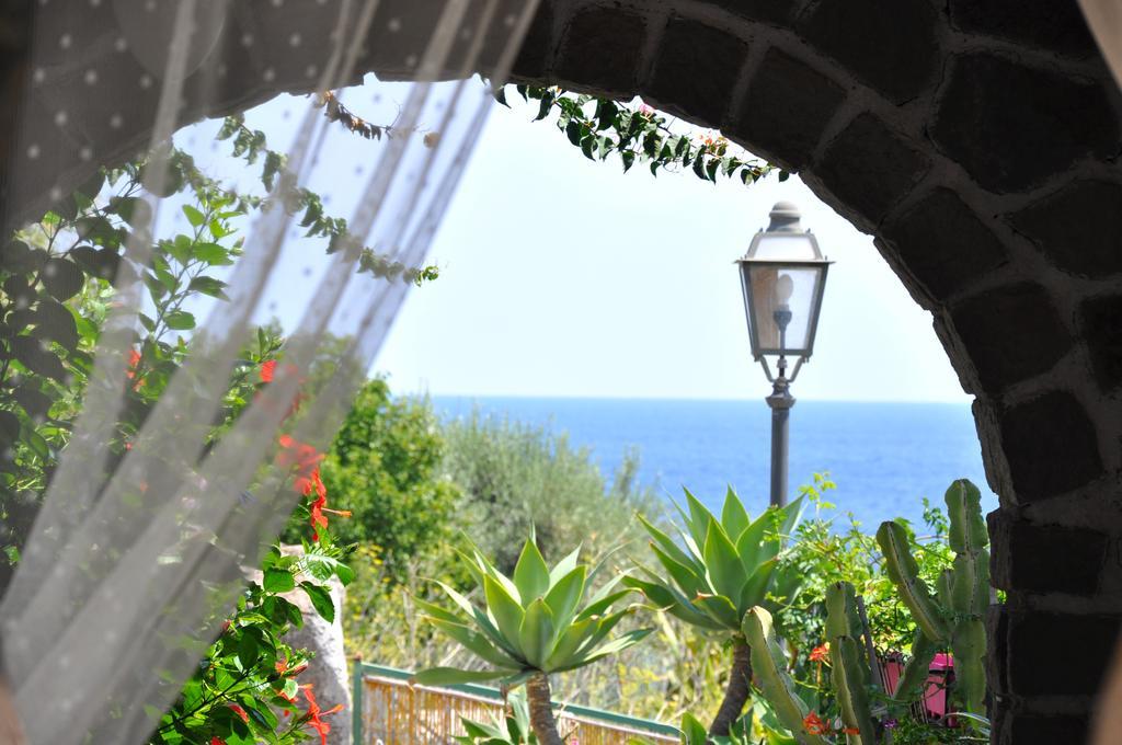 Villa Sea Rose Липари Стая снимка