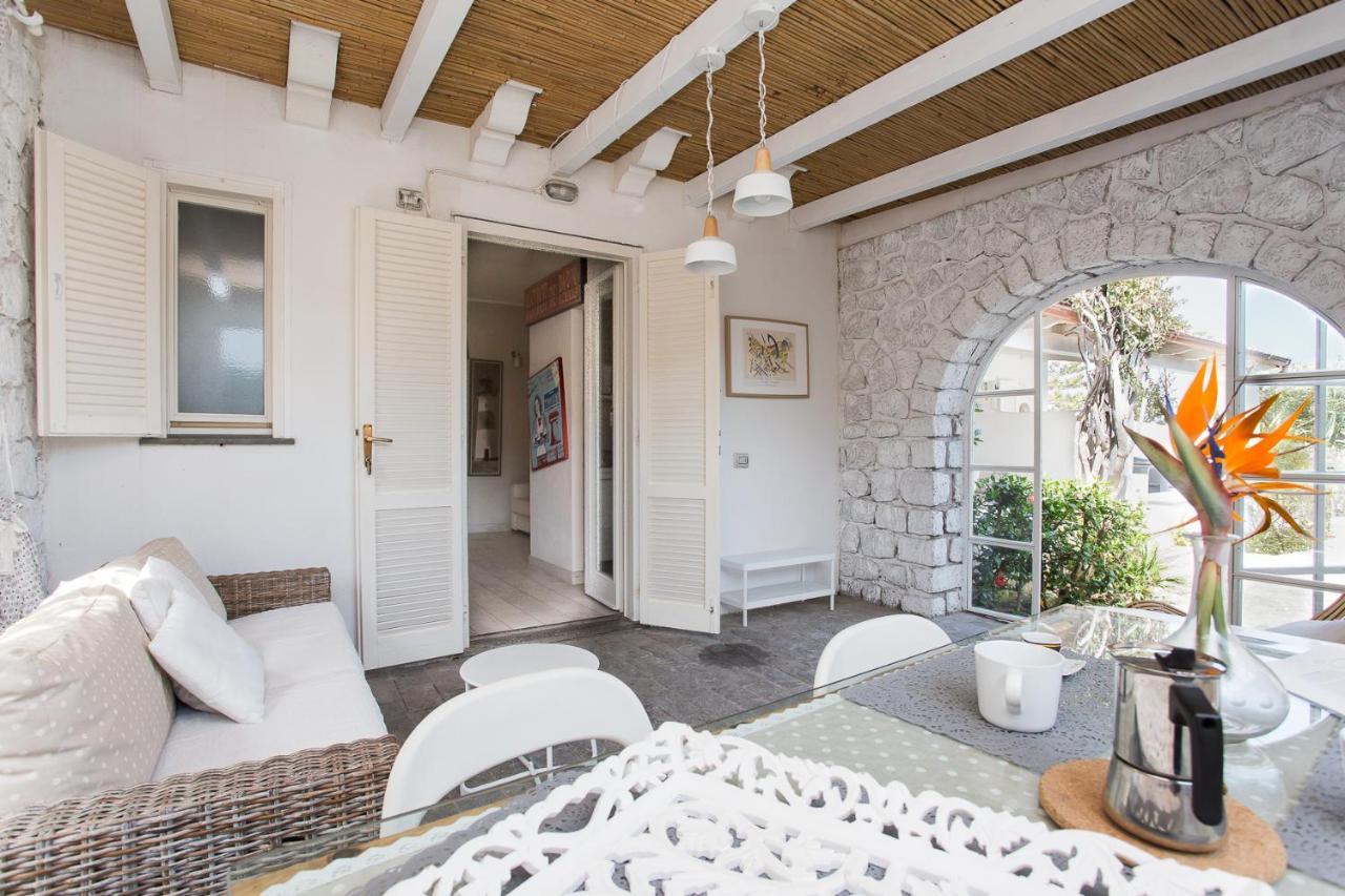 Villa Sea Rose Липари Екстериор снимка